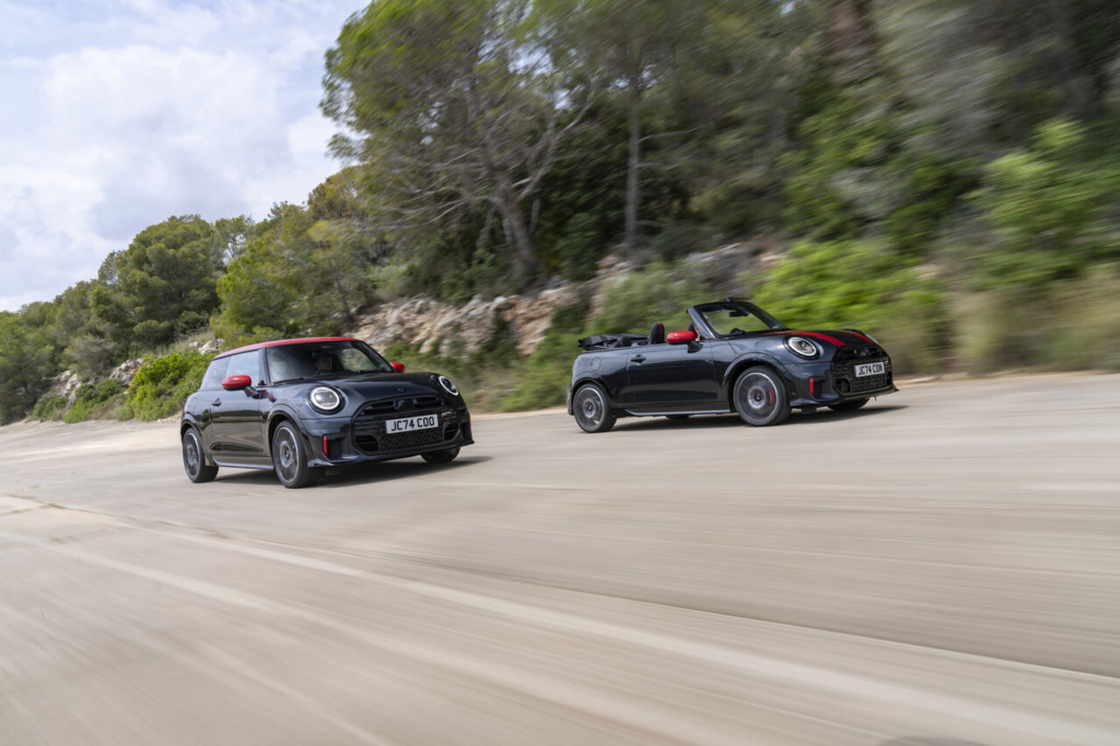 MINI Top Car apresenta os novos MINI JCW Cabrio e MINI JCW Hatch em Santa Catarina