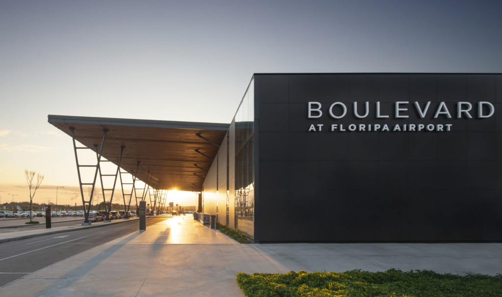 Floripa Airport inaugura a Temporada EQI Padel e abre as atividades de verão com show da banda Benziê